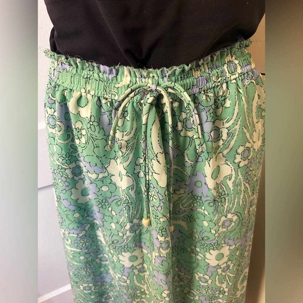 NWT- Her Destiny Womnes' skirts - Picture 6 of 12
